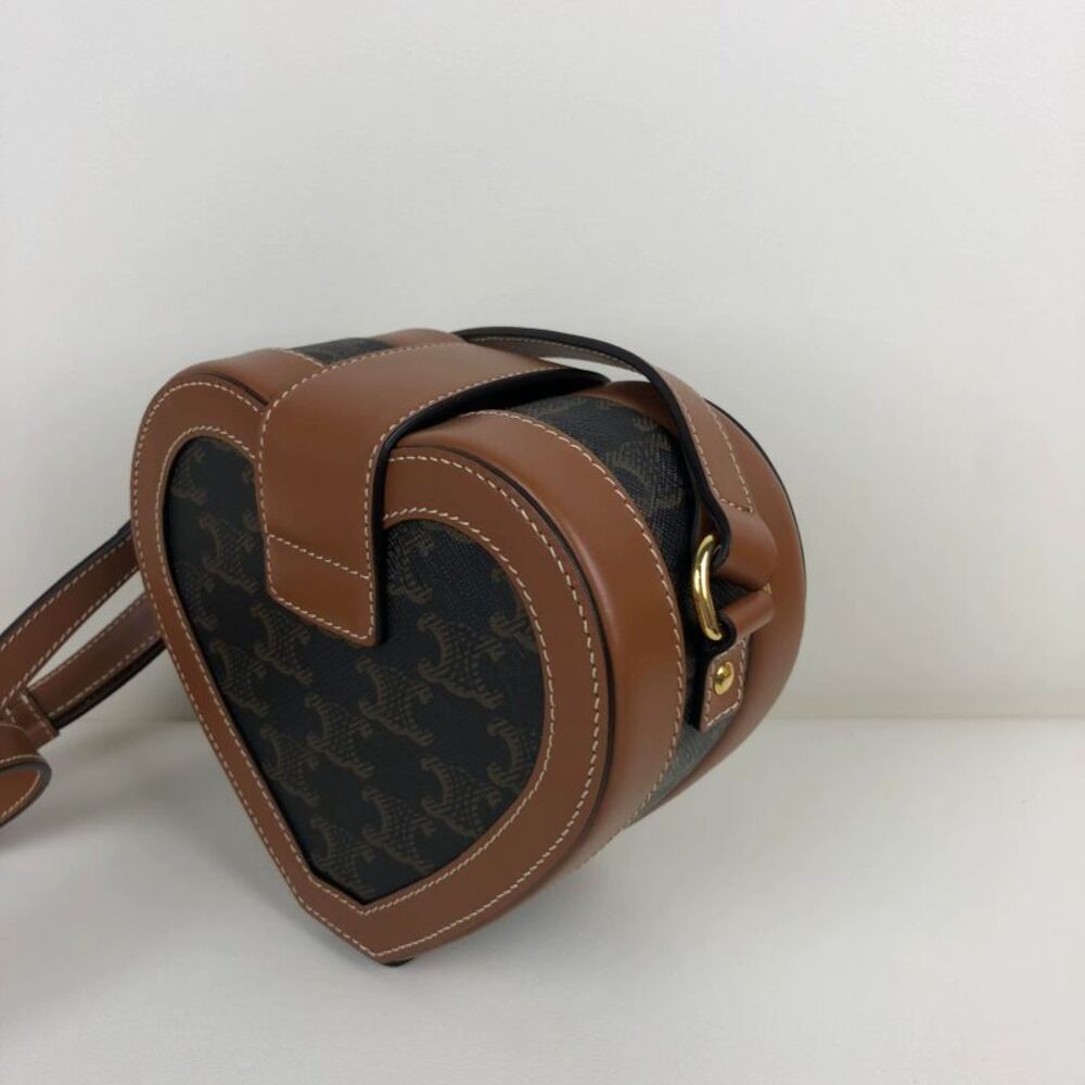 Celine Women Pre-Loved Bag Very Good Condition - Picture 5 of 9